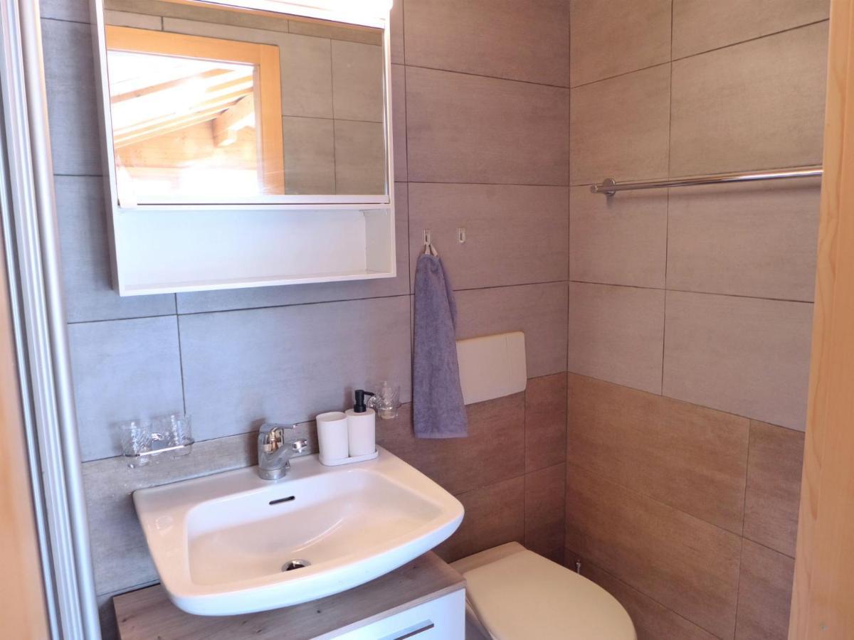 Apartment Chalet Vamika By Interhome Niederried bei Interlaken Eksteriør billede